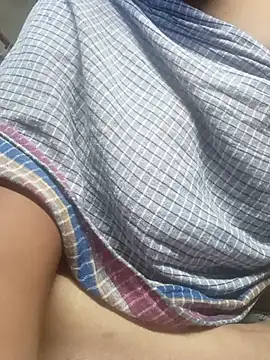 Snapshot of riyaroy134_ chatting on September 19, 2025, 8:38 am riyaroy134 online show from September 19, 2025, 8:38 am