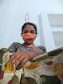 Snapshot of Sonam_shinde chatting on March 4, 2026, 5:41 pm Sonam shinde online show from March 4, 2026, 5:41 pm