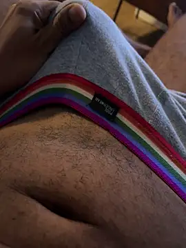 Snapshot of Hiuwee chatting on March 6, 2026, 10:39 pm Hiuwee online show from March 6, 2026, 10:39 pm