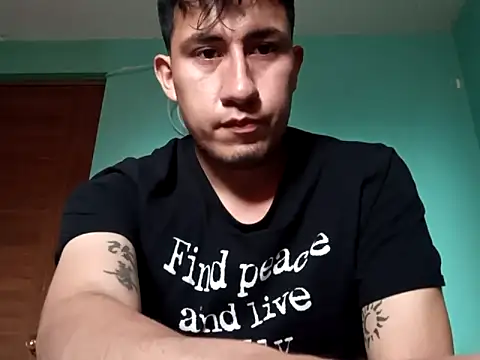 True Di online show from October 25, 2025, 4:02 pm