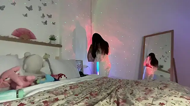 keirasworld online show from July 31, 2026, 12:21 am