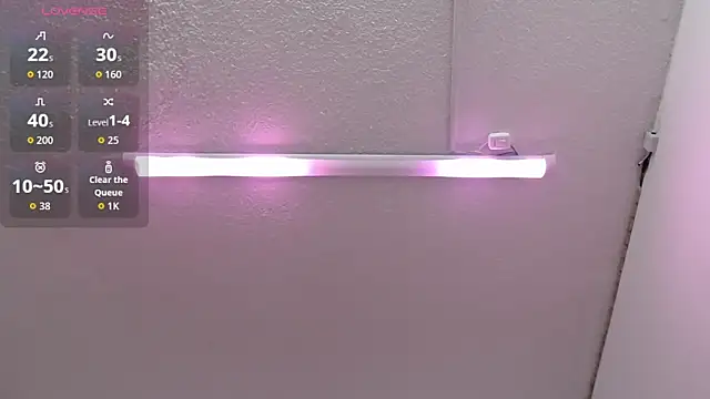 XBODTRIIPX online show from February 18, 2026, 9:44 pm