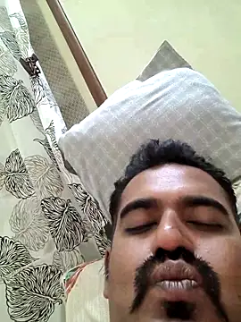 Snapshot of roshankakol chatting on November 22, 2025, 5:56 pm roshankakol online show from November 22, 2025, 5:56 pm