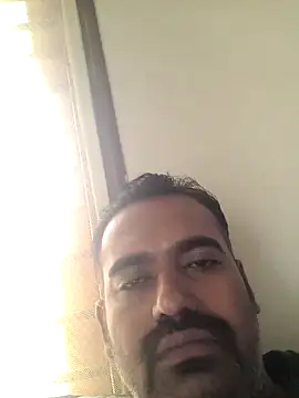 Snapshot of roshankakol chatting on November 29, 2025, 4:37 am roshankakol online show from November 29, 2025, 4:37 am