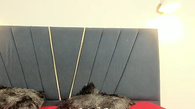 jhos cum23 online show from April 8, 2026, 3:50 am