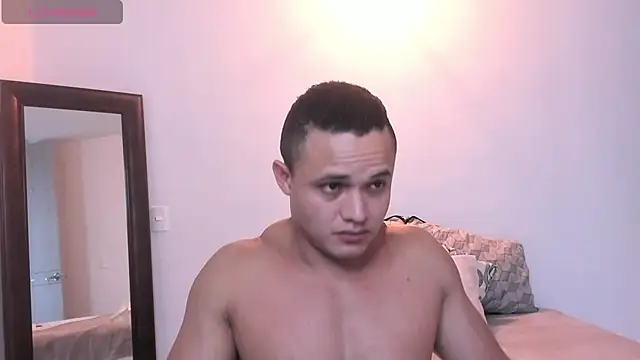 KingLevi01 online show from September 9, 2025, 1:21 pm