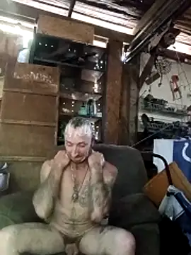 Mrluckstick online show from April 17, 2026, 3:48 pm