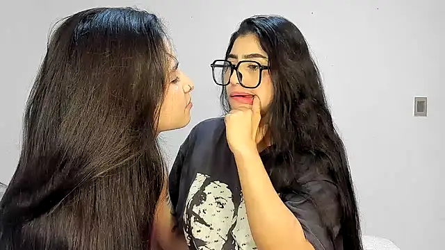 Sweet and Rous0 online show from January 14, 2026, 3:12 am