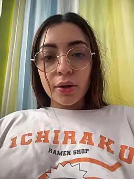 Snapshot of aileen_wood1 chatting on October 26, 2025, 1:28 pm aileen wood1 online show from October 26, 2025, 1:28 pm