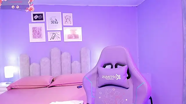 lucrecia sucker online show from September 10, 2025, 7:25 pm