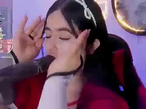 Snapshot of lana_grenville chatting on October 8, 2025, 4:59 pm lana grenville online show from October 8, 2025, 4:59 pm