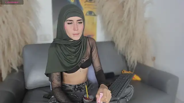 Snapshot of seraphine_arabic chatting on April 13, 2026, 1:27 pm seraphine arabic online show from April 13, 2026, 1:27 pm