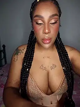 Queen Amara online show from April 15, 2026, 3:57 am