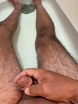 nicecock6900 online show from April 25, 2026, 10:07 am