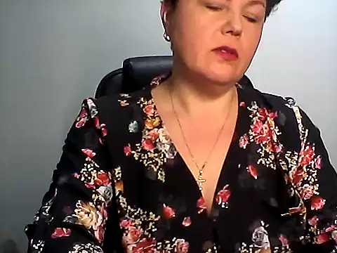 EllaLove2277 online show from February 8, 2026, 3:48 pm