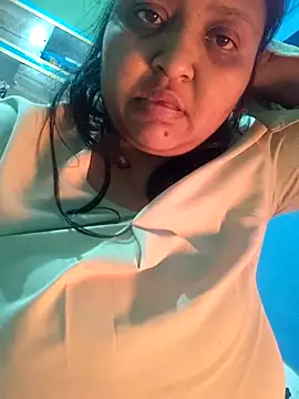 bitch-horny online show from February 13, 2026, 2:02 pm