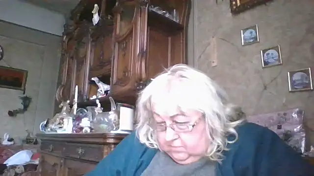 Lala-Love56 online show from October 5, 2025, 11:52 am