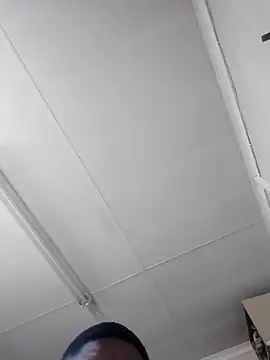 TopssyKreet online show from November 6, 2025, 12:06 pm