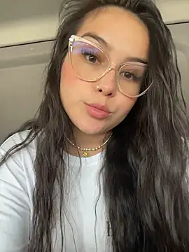 amberbakee online show from November 10, 2025, 4:17 pm