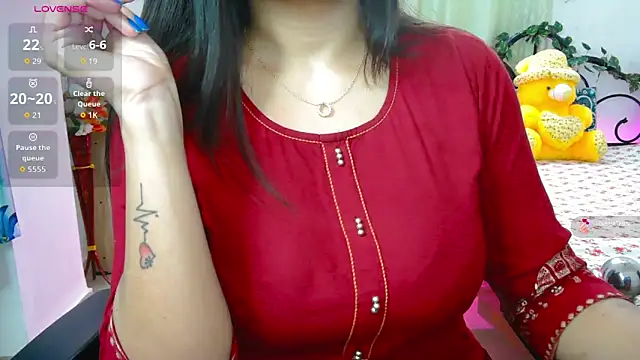 WildDimpi 0 online show from September 19, 2025, 1:23 pm