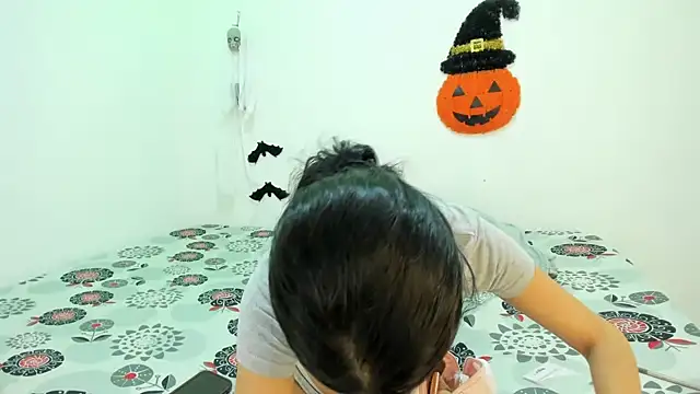 Sexy777Couple online show from October 26, 2025, 8:04 pm