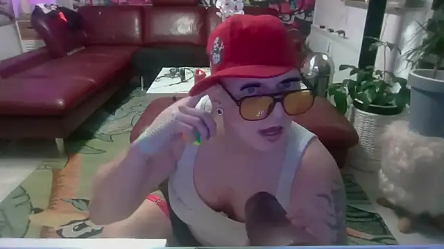hellgirl1980 online show from July 22, 2026, 10:07 am
