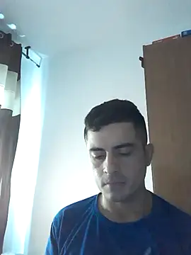 Andr3s69xxx online show from November 9, 2025, 1:31 pm