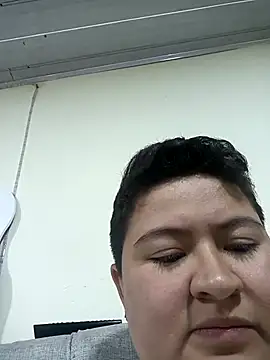 Snapshot of Noha_Whiitee chatting on November 16, 2025, 1:44 am Noha Whiitee online show from November 16, 2025, 1:44 am