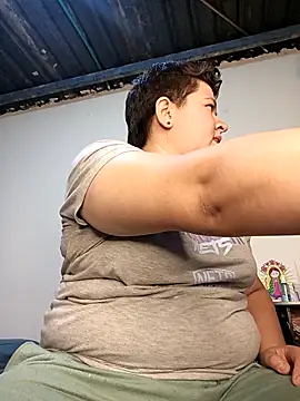 Snapshot of Noha_Whiitee chatting on December 2, 2025, 2:06 am Noha Whiitee online show from December 2, 2025, 2:06 am