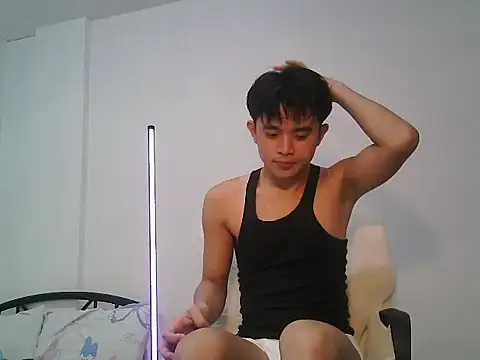 Snapshot of NautyBoyBrazeen_143 chatting on March 3, 2026, 2:12 pm NautyBoyBrazeen 143 online show from March 3, 2026, 2:12 pm