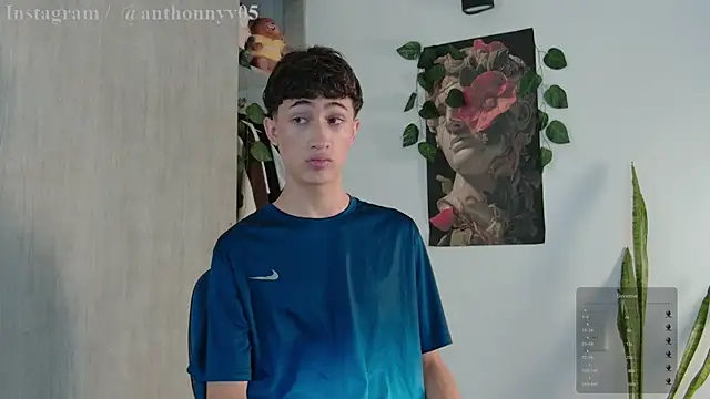 Snapshot of anthonny_05 chatting on September 25, 2025, 11:19 pm anthonny 05 online show from September 25, 2025, 11:19 pm