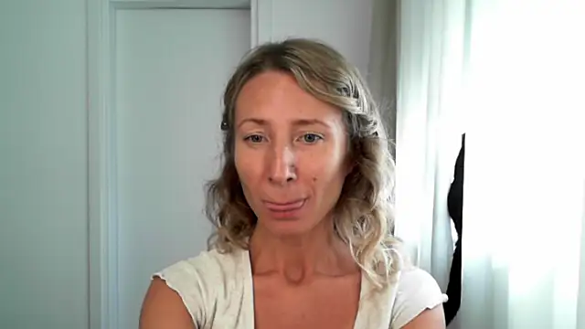 Paevoa online show from November 13, 2025, 9:19 am