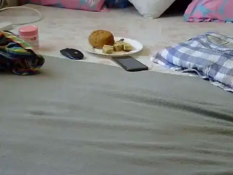 Playroom queen online show from October 3, 2025, 8:33 am