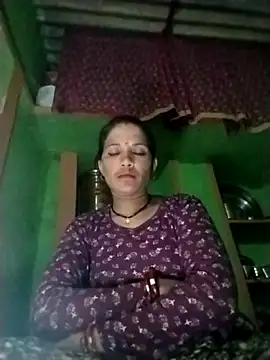 Snapshot of Monika_cut chatting on October 15, 2025, 3:45 pm Monika cut online show from October 15, 2025, 3:45 pm