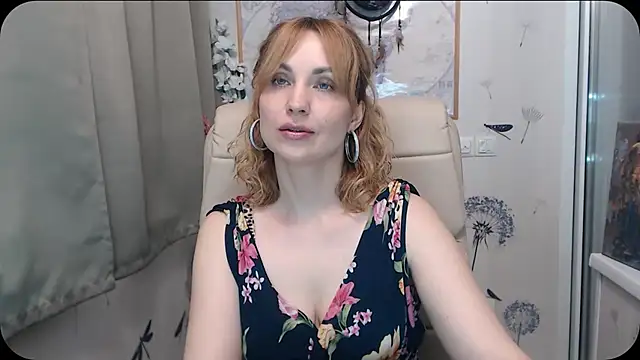 Snapshot of KatrinAlluring chatting on April 1, 2026, 6:25 am KatrinAlluring online show from April 1, 2026, 6:25 am