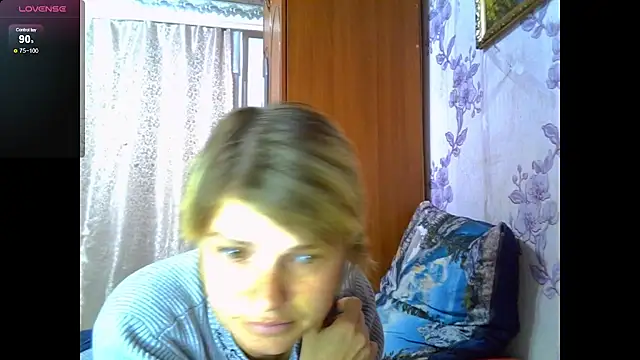 SaraSnow  online show from October 16, 2025, 7:26 pm