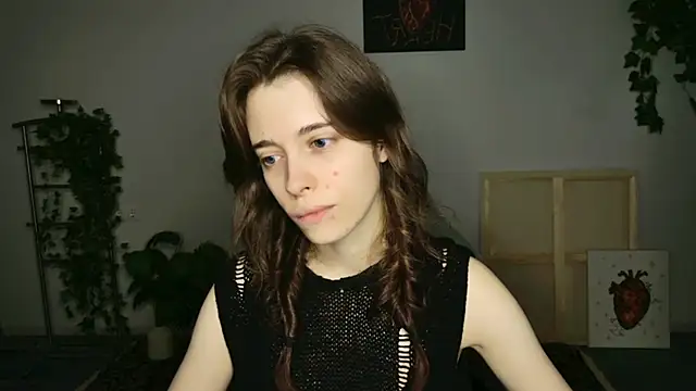 Yoka paradoXXX online show from November 5, 2025, 5:07 am