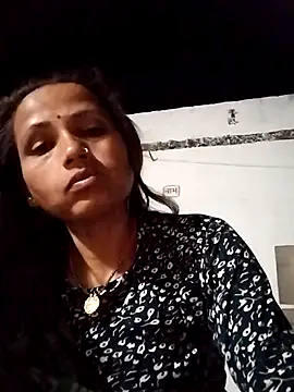 Snapshot of KIRTI12_HOT chatting on October 8, 2025, 2:25 pm KIRTI12 HOT online show from October 8, 2025, 2:25 pm