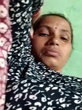 Snapshot of KIRTI12_HOT chatting on October 22, 2025, 4:07 pm KIRTI12 HOT online show from October 22, 2025, 4:07 pm