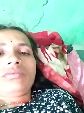 Snapshot of KIRTI12_HOT chatting on November 22, 2025, 8:41 pm KIRTI12 HOT online show from November 22, 2025, 8:41 pm