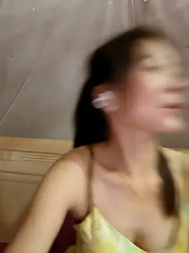 Yumyum kiw online show from October 23, 2025, 12:43 am