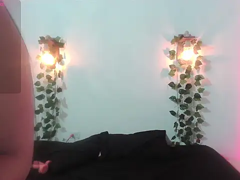 Snapshot of Naty1gomez chatting on May 15, 2026, 2:18 am Naty1gomez online show from May 15, 2026, 2:18 am