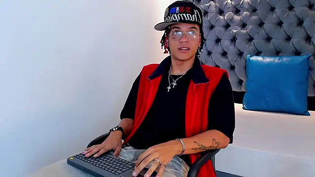 MARSHALL SPENCER online show from December 17, 2025, 1:17 pm