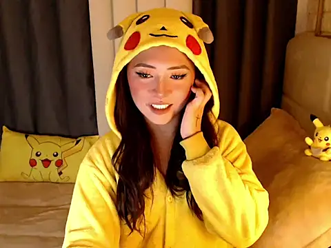 yourdevilsweettsx online show from April 20, 2026, 3:15 pm