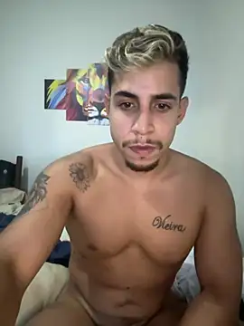 Snapshot of Obrab_ chatting on June 3, 2026, 8:36 pm Obrab online show from June 3, 2026, 8:36 pm