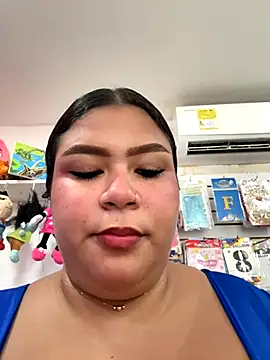 Snapshot of Julietafosters chatting on September 18, 2025, 8:11 pm Julietafosters online show from September 18, 2025, 8:11 pm