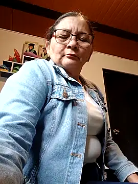 marfil milf online show from September 8, 2025, 7:24 pm