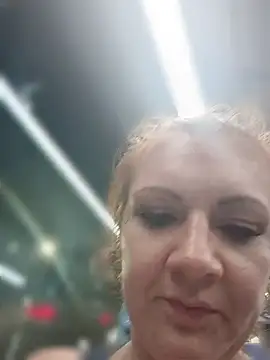nakedgarbageperson online show from May 17, 2026, 10:33 am