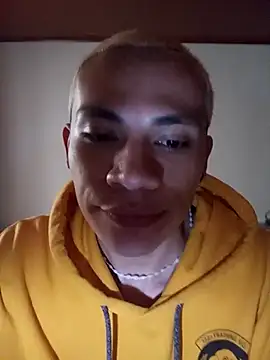 Snapshot of kittymutant99 chatting on April 20, 2026, 8:54 pm kittymutant99 online show from April 20, 2026, 8:54 pm