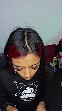 carolinerue online show from March 17, 2026, 12:41 pm